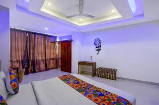 FabHotel Ayaansh - 5