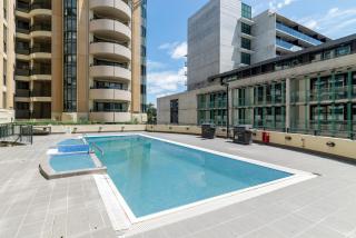 Central 2-bed Apartment with Pool, Gym and Spa - 0