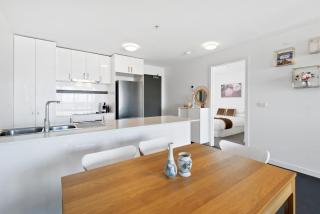 Executive and Spacious Apartment with Balcony - 9