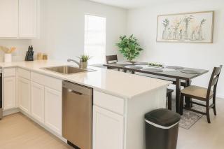 #Marbella Lane - Tranquil Escape in Texas Pines - 2