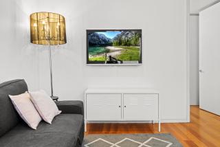 Convenient Apartment in heart of Carlton - 7