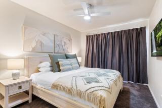 Family-Friendly Stay Walk to Beach & Parks - 1