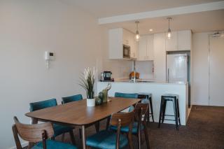 Central 1-Bed with Balcony, Rooftop BBQ & Parking - 8