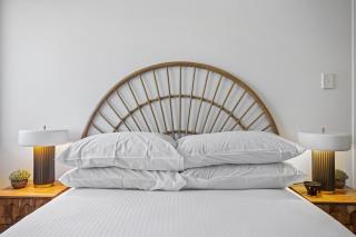 Windsor Cosy 2-Bedroom Unit in Quiet Neighborhood - 1