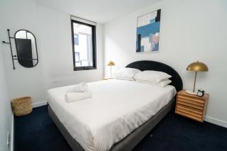 Idyllic 1-Bed Near Popular Shopping Streets - 7