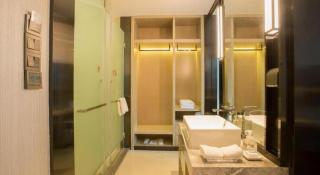 Echarm Hotel Wuhan Guanggu Biology City - 9