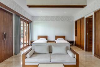 Medewi Surf Villa Luxury - 1