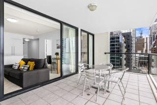 1-Bed Brisbane City Centre with Pool, BBQ & Gym - 1