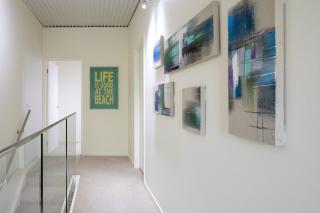 Generous 2-Bed Townhouse With A Private Balcony - 1