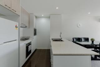 Urban 1-Bed Apartment in the Heart of the City - 4