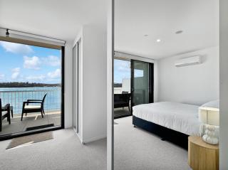 Deluxe 3-Bed Unit with Views - 6