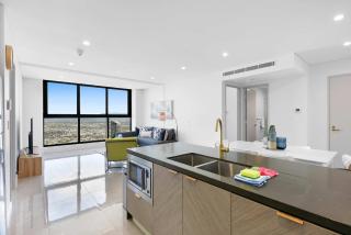 Oceanfront 3-Bed with Stunning Views, Pool & Sauna - 2