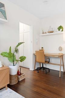 Contemporary 1-Bed Unit Near Chapel St - 2