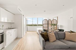 Chic Studio with a Pool and Moments from Shop - Sydney - 5