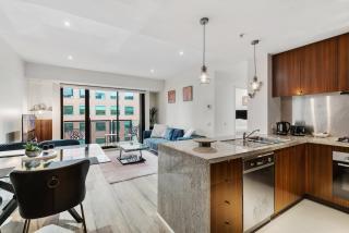 Central Southbank 1-Bed Apartment - 7