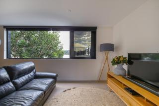 Chic 2-bed Bridgeview Apartments Batemans Bay - 4
