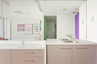 Cosy Studio with City Views - 4