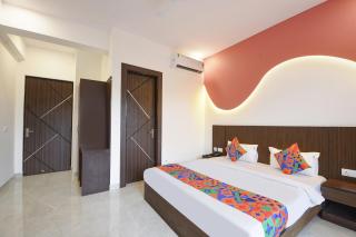 Hotel Royal Residency - 7