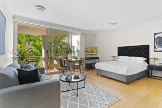 Idyllic Studio by University Campuses - 6