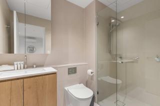 Southbank 1-Bed Resort with Study, Pool and Gym - 2