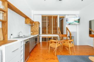 Stylish Inner City 2-Bed Unit by Fig Lane Park - 0