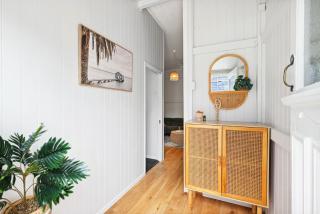 Tranquil 3-Bed Family Home with Spacious Backyard - 2