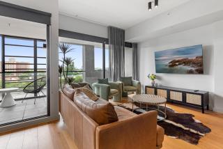 Stylish & Spotless 2-Bed Apartment in St Kilda - 6