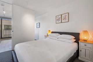 Sleek South Melbourne Pad 1-Bed by Albert Park - 7