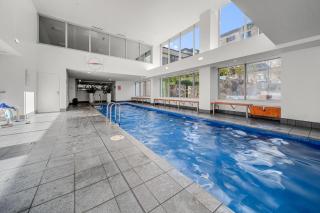 Glorious Central Canberra 1-Bed with Pool & Sauna - Canberra - 7