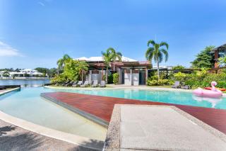 Blue Lagoon Resort Lakeside Apartment - 4