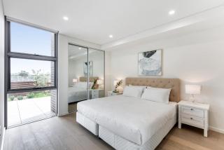 Pristine 3-Bed Kiama Unit with Courtyard - 7