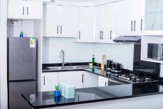 Harbour Luxe Apartment - 9