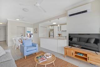 Trinity Beach Retreat with Pool and Scenic Views - 2