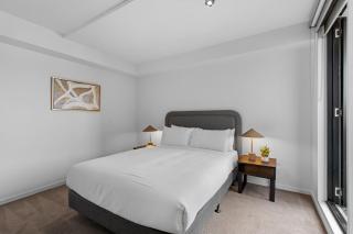 Lovely 1-Bed with Balcony in St Kilda's Heart - 1