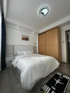 Comfort Stays By Lemmy - 6