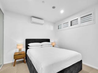 Modern 1-Bedroom Apt with Sweeping Water Views - 2