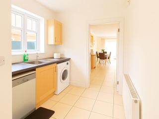 Detached Chester 5BR Contractor Stay Sleeps 9 - 5