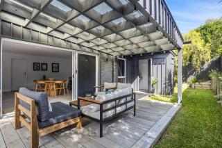 Trendy 2-Bed Home with Outdoor Entertainment - 9