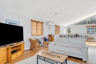 3-Bed Seaside Serenity Escape at Long Beach - 5