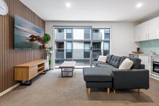 Cosy 1-Bed with Balcony in Trendy St Kilda - 8