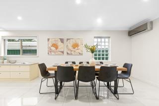 Modern 3-Bed with Pool & Water Views by Beach - 2