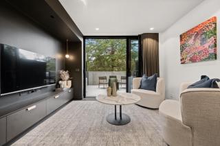 Stylish Studio in Braddon with Communal Area - 4