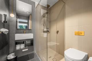 Impeccable Braddon Studio with Outdoor Dining - Canberra - 3