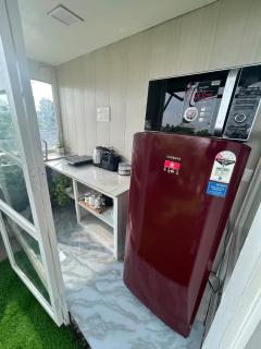 Lovely bedroom - private entrance near max - 3