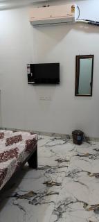 Narayan Home Stay - 1