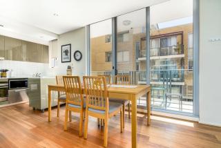 Modern Two-Story City Pad With Pool, Gym & Sauna - 5