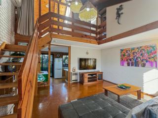 'Broulee Break' -2-Bed Beach House with Games Room - 0