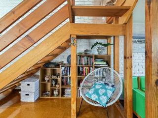 'Broulee Break' -2-Bed Beach House with Games Room - 4