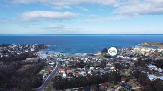 2-Bed Beach Haven with Garden & Alfresco Dining - 2