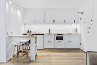 Studio4 Bondi Chic Interiors with Rooftop Pool - 8